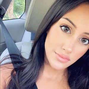 Meet your Posher, Simrit